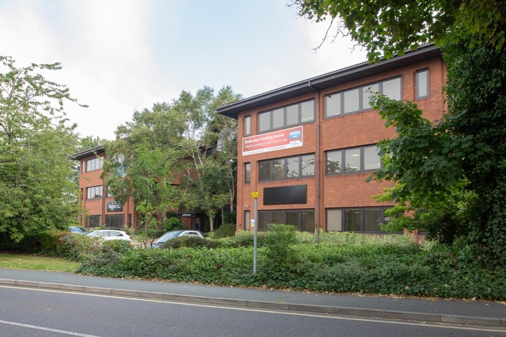 Additional property image - 3 The Drive, Jubilee House, Great Warley, Brentwood, CM13 3FR