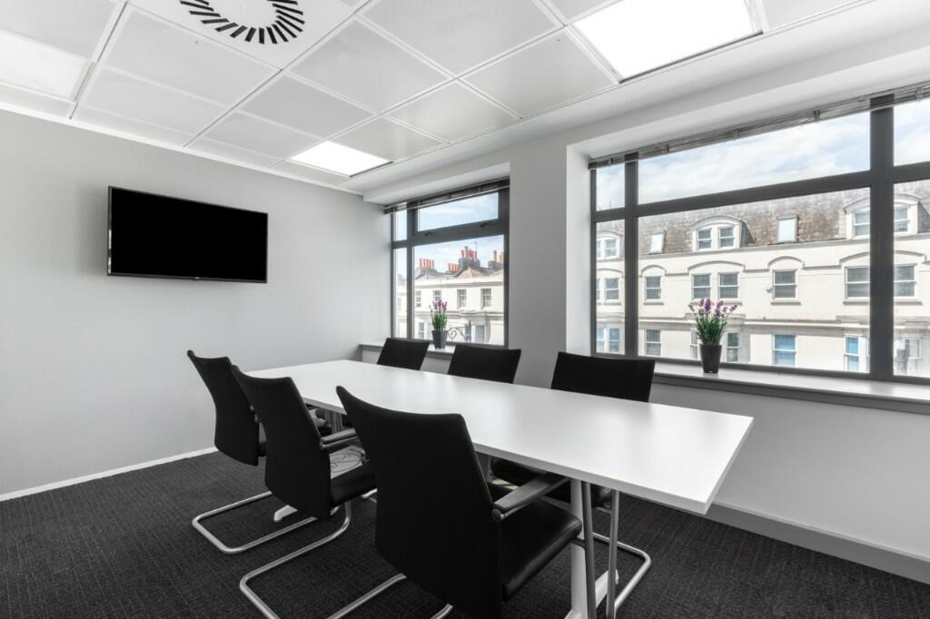 Additional property image - Queens Road, Brighton, East Sussex, BN1