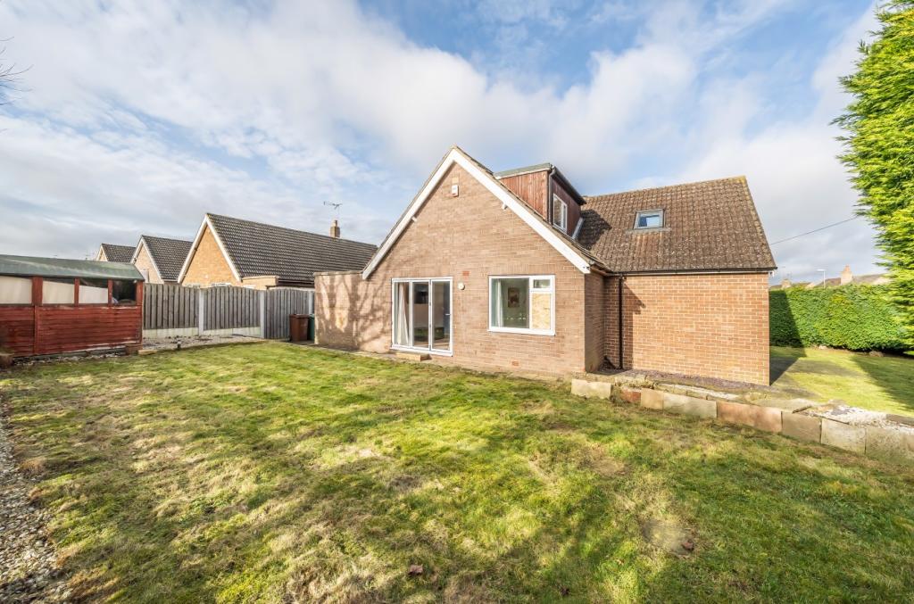 4 bedroom detached house for sale in Heathfield Lane, Boston Spa