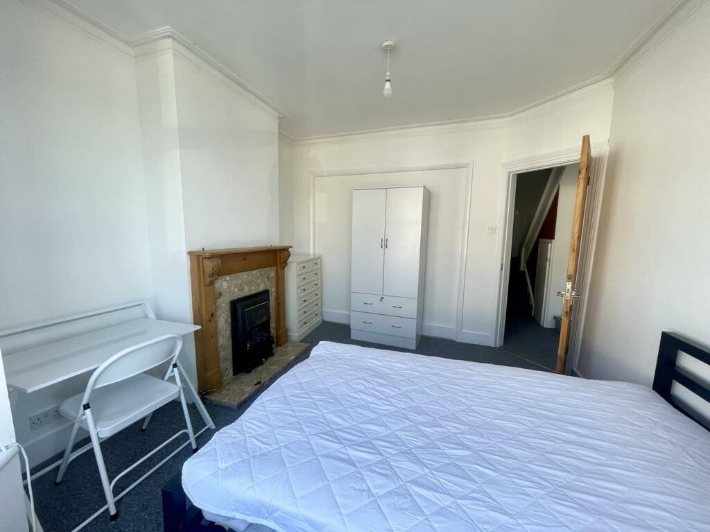 Additional property image - Ewhurst Road, Brighton