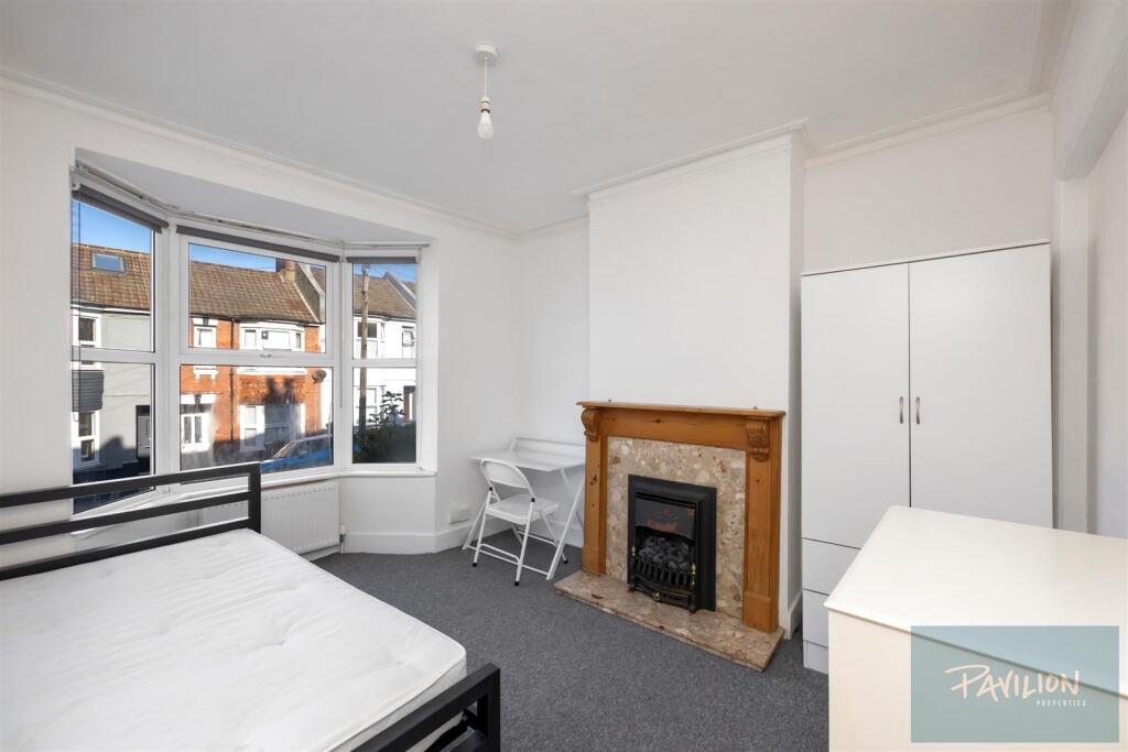 Main image of property: Ewhurst Road