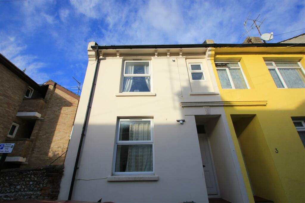 4 bedroom semi-detached house for rent in Picton Street, Brighton, BN2