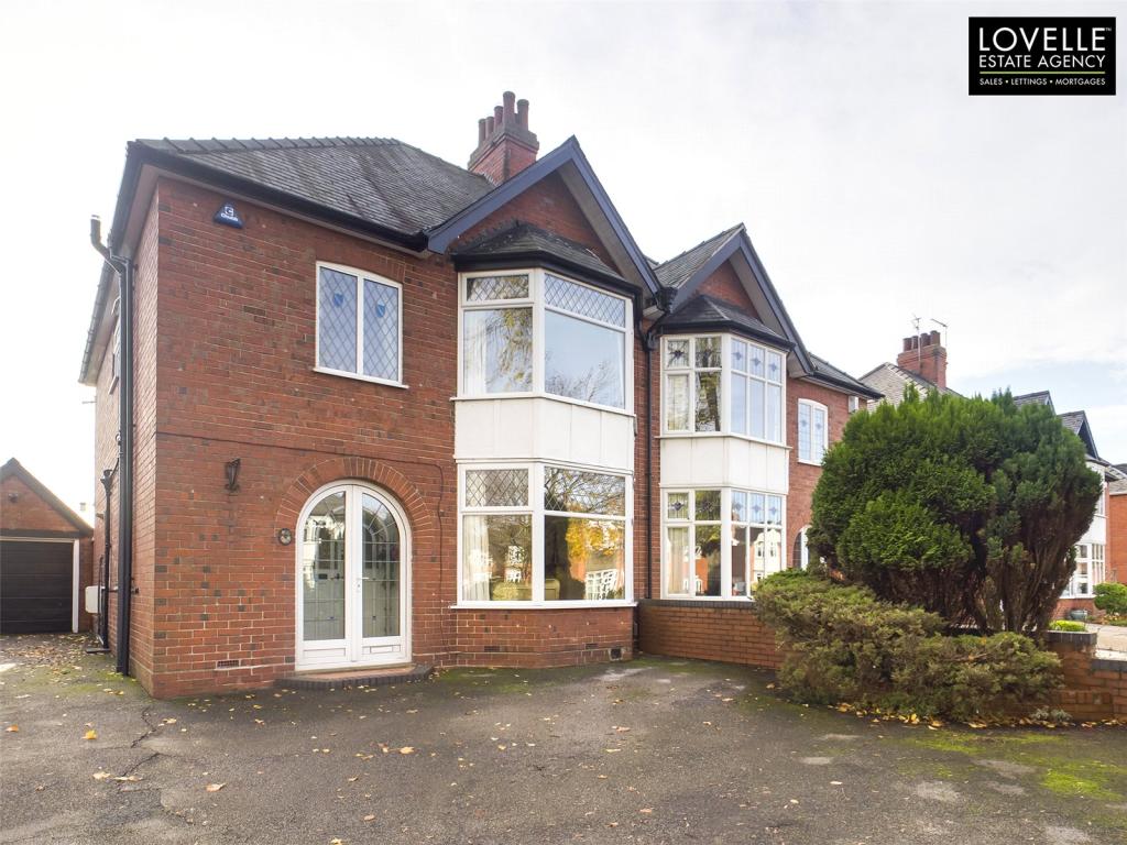 3 bedroom semidetached house for sale in Yarborough Crescent, Lincoln, LN1