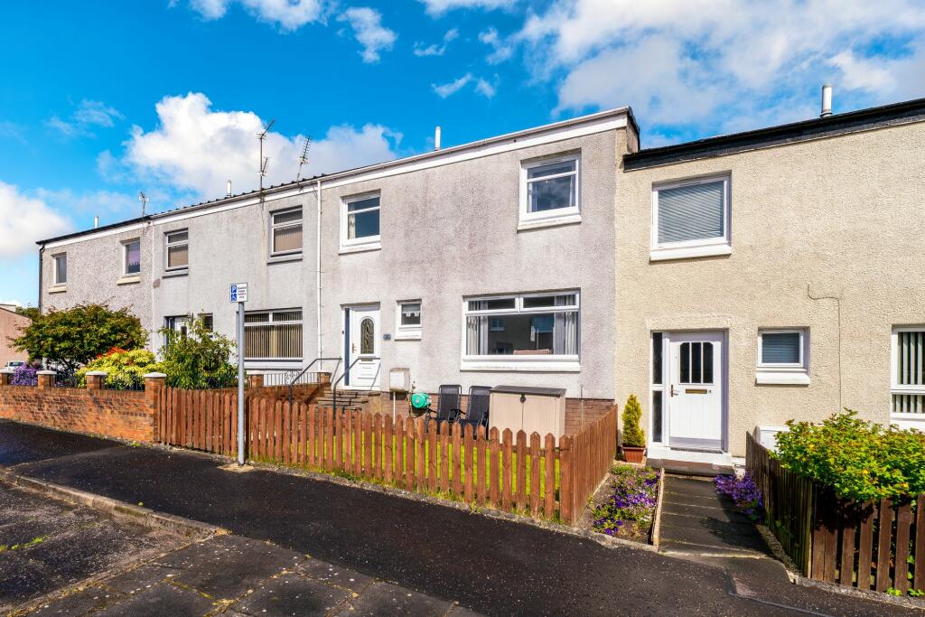3 bedroom terraced house for sale in Staffa Place, Falkirk, FK1