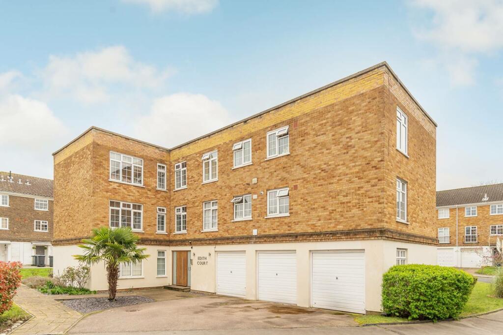 2 bedroom flat for sale in Paul Gardens, East Croydon, Croydon, CR0