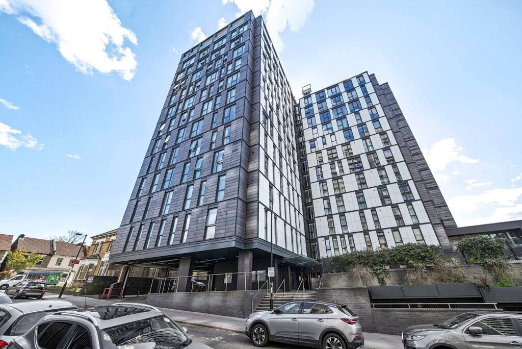 Main image of property: Masons Avenue, Croydon, CR0