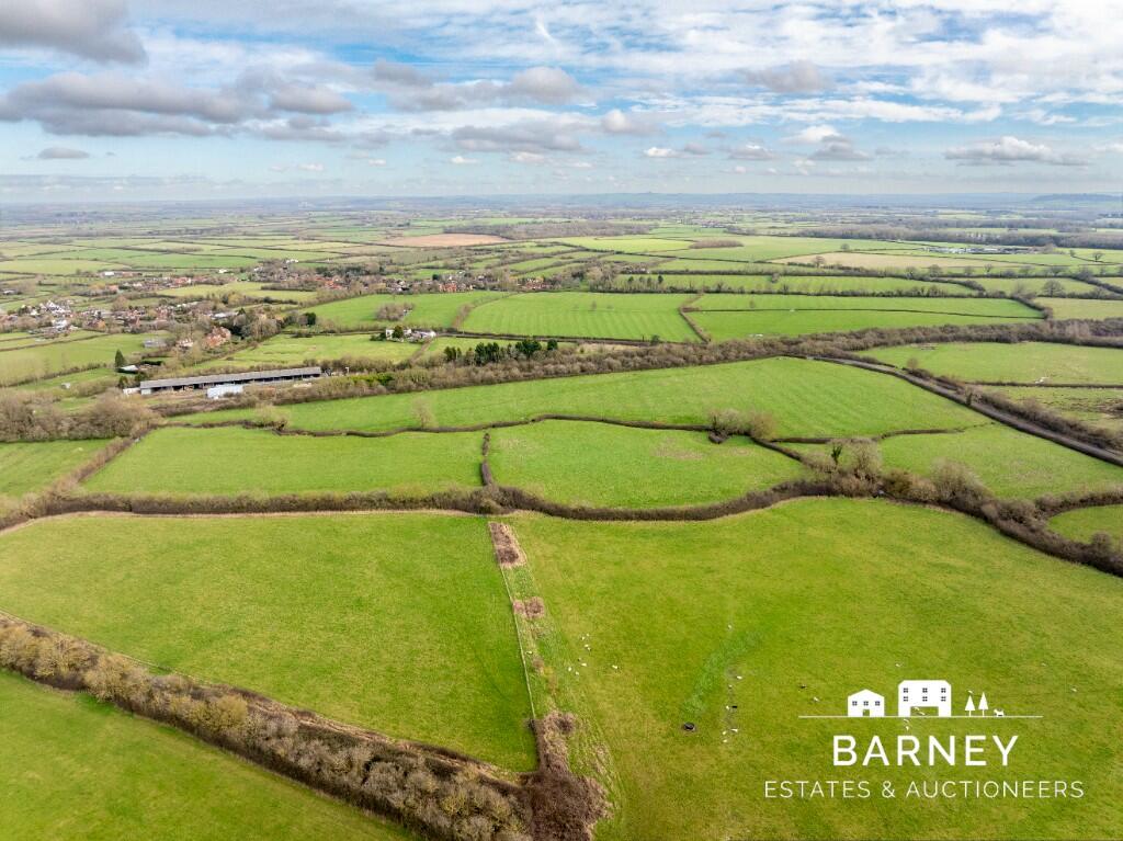 Land for sale in High Street, Ludgershall nr Thame HP18