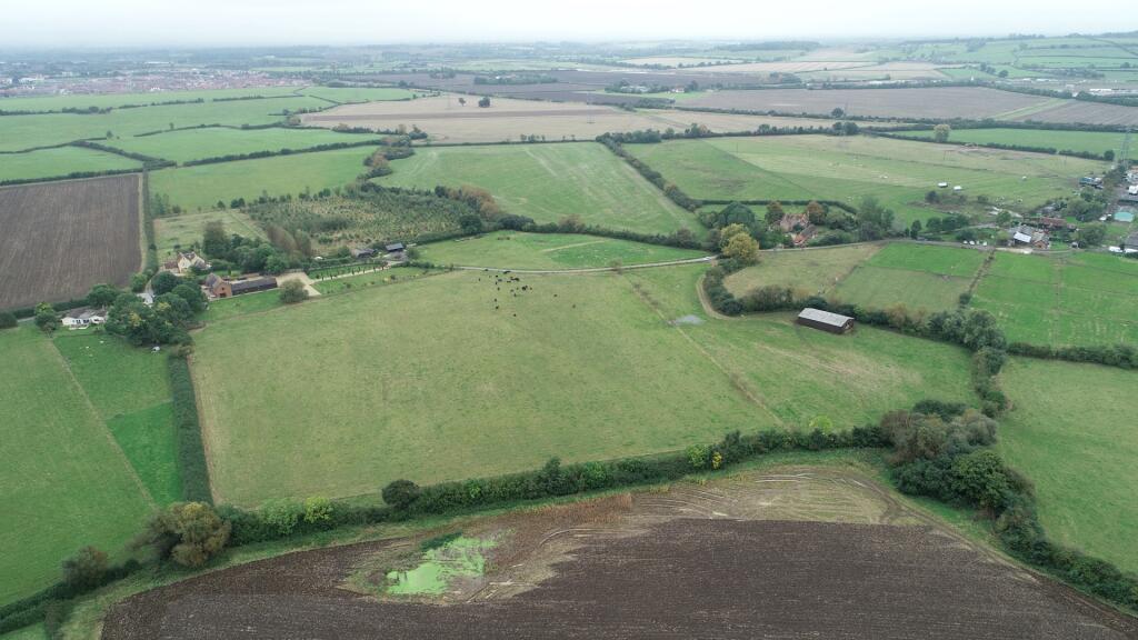 Main image of property: Berryfields Road, Quarrendon, HP22