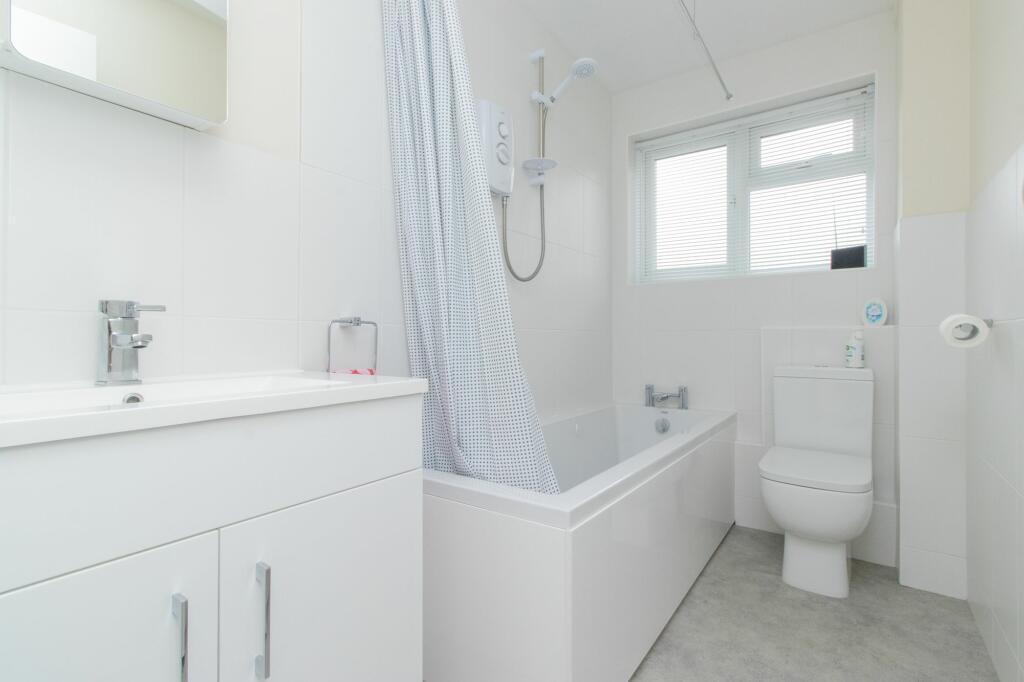 Additional property image - Wrotham Road, Surrey House, CT10