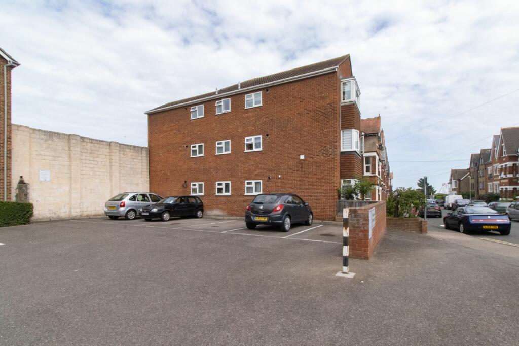 Additional property image - Wrotham Road, Surrey House, CT10