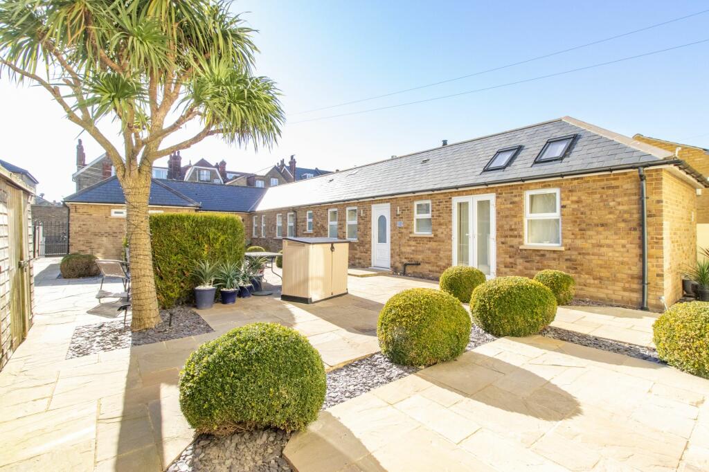 Additional property image - 24 Granville Road, Broadstairs, CT10