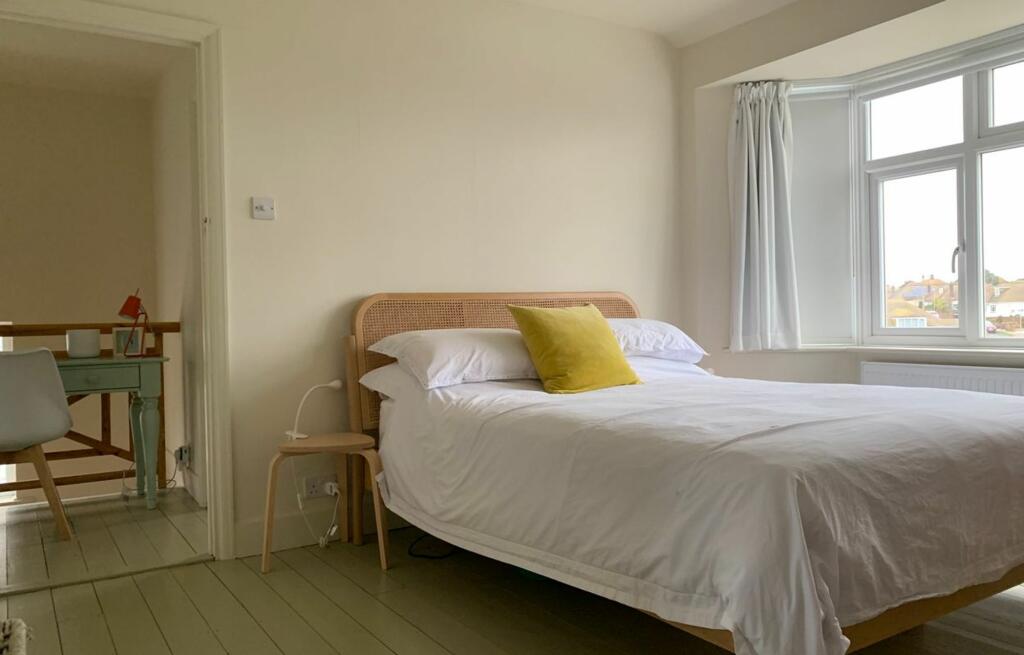 Additional property image - Masons Rise, Broadstairs, CT10