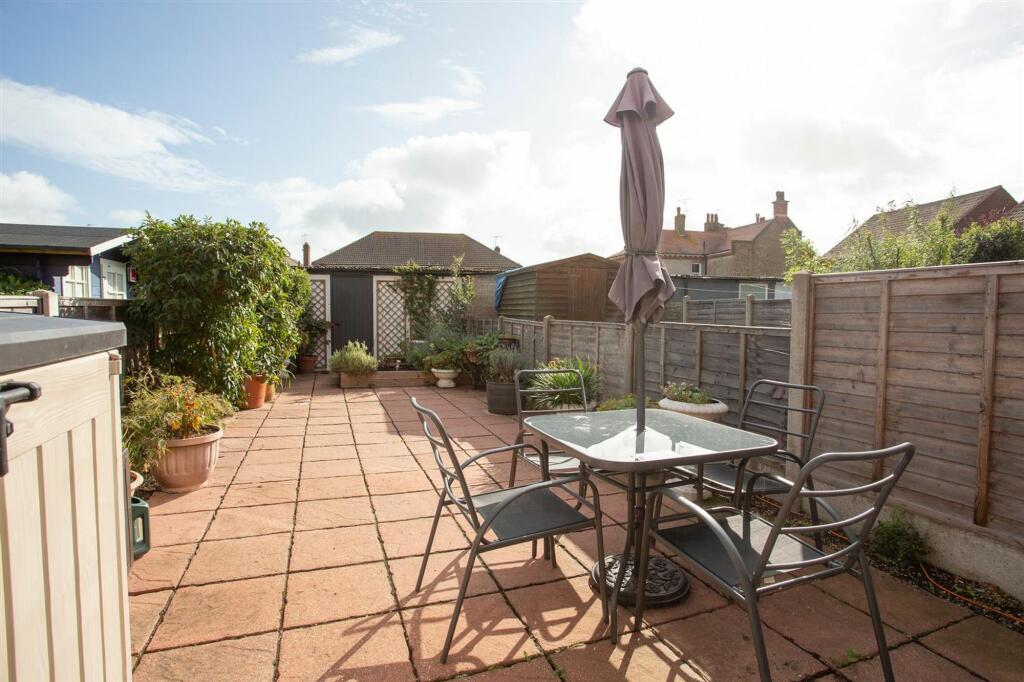 Additional property image - Luton Avenue, Broadstairs, CT10