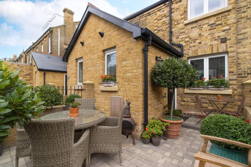 Additional property image - Old School Mews, Broadstairs, CT10
