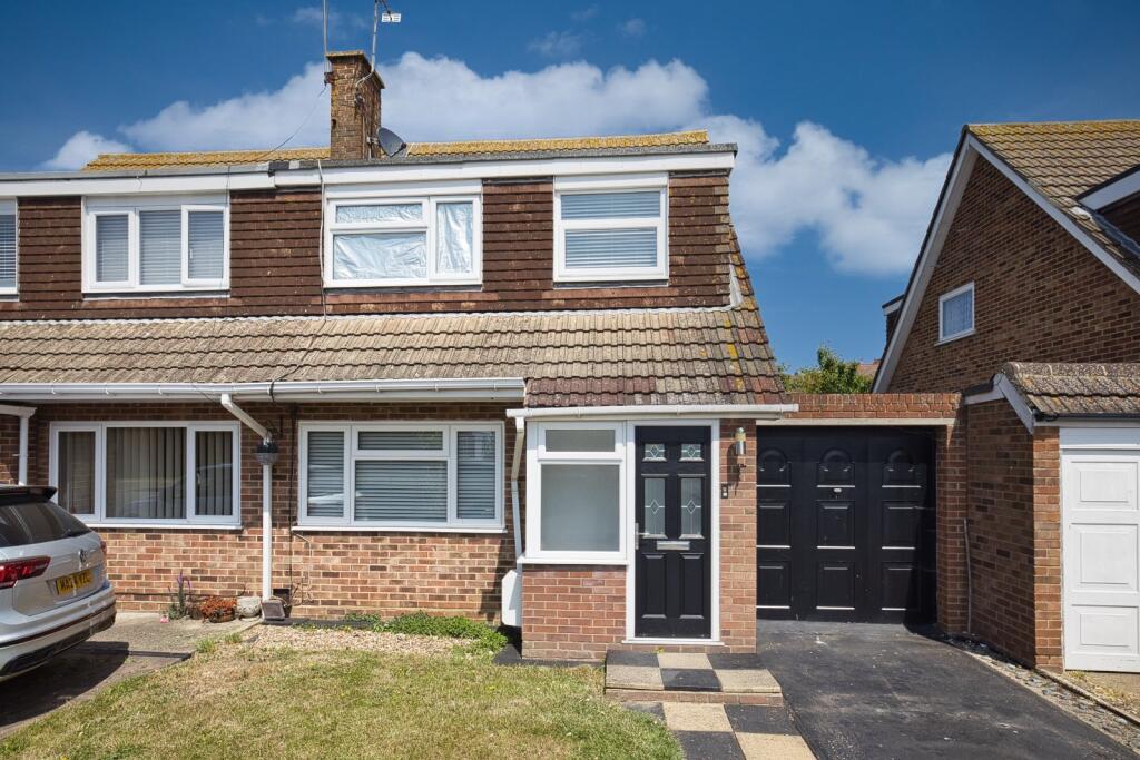 Main image of property: The Silvers, Broadstairs, CT10