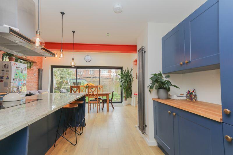 3 bedroom detached house for sale in Honeysuckle Close, Locks Heath , SO31