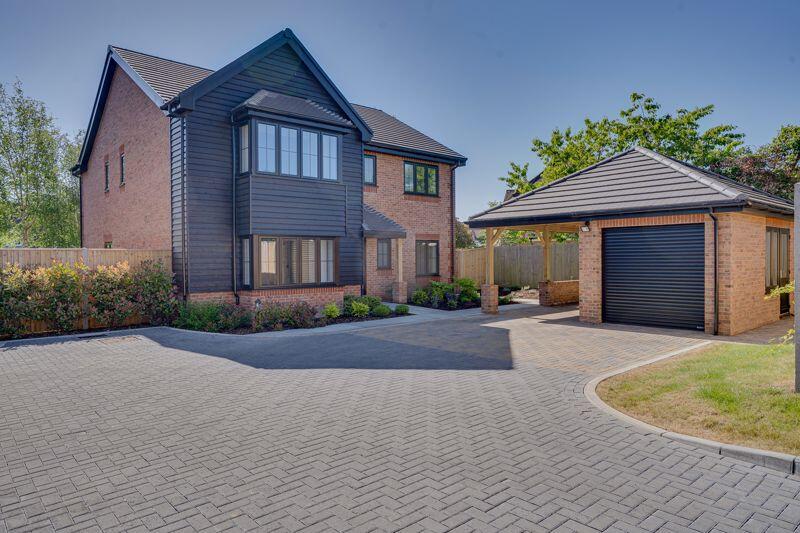 Main image of property: Botley Road, Southampton