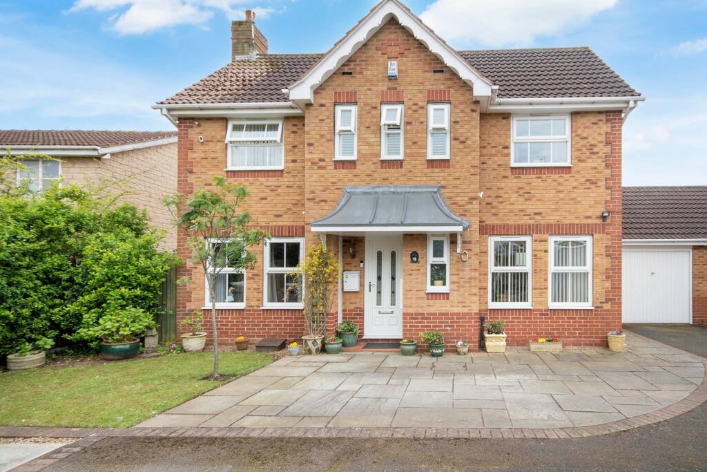 3 bedroom detached house for sale in Machin Grove, Gateford, Worksop, S81