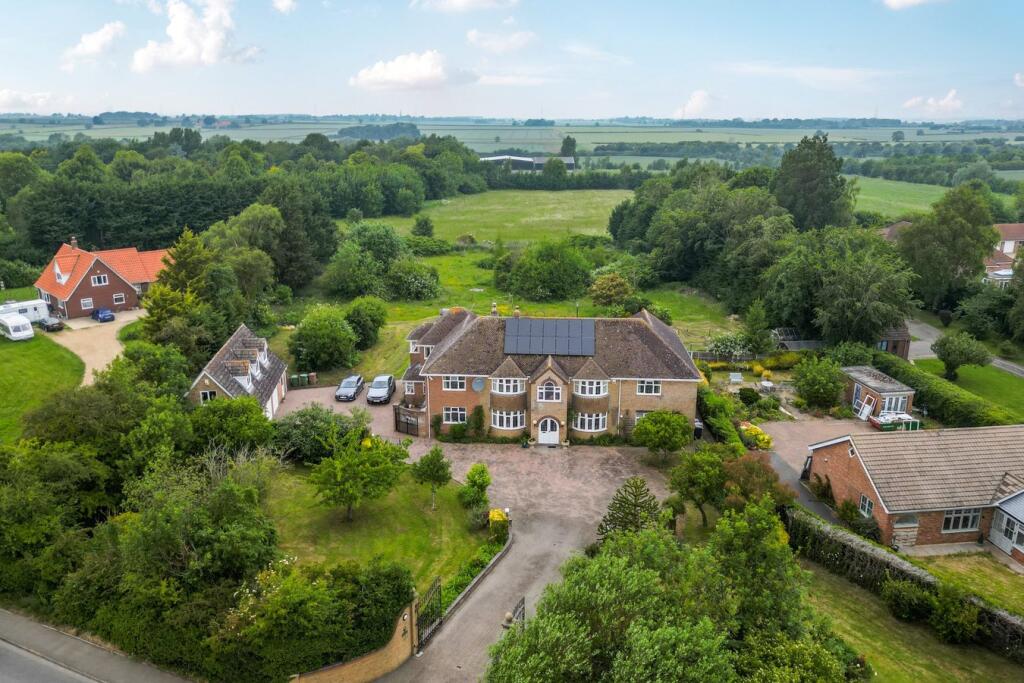 Main image of property: Mixed Site, Sleaford Road, Heckington, Sleaford, NG34