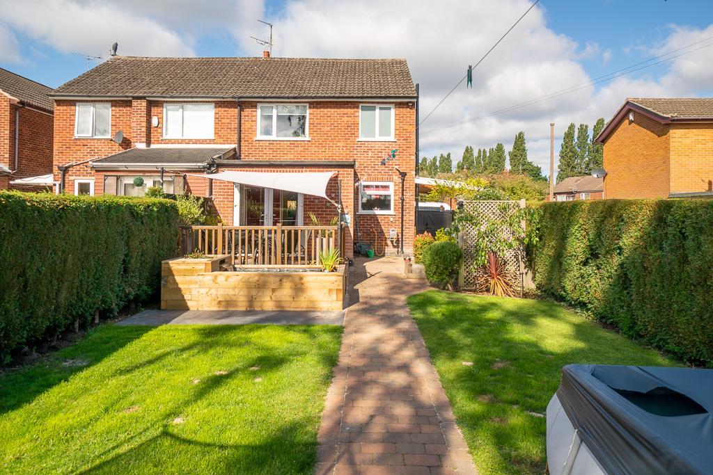 3 bedroom semidetached house for sale in Flatts Lane, Calverton