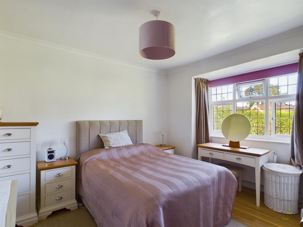Additional property image - Robin Hood Lane, Bexleyheath, Kent, DA6