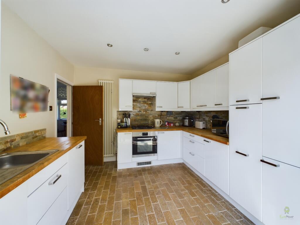 Additional property image - Robin Hood Lane, Bexleyheath, Kent, DA6