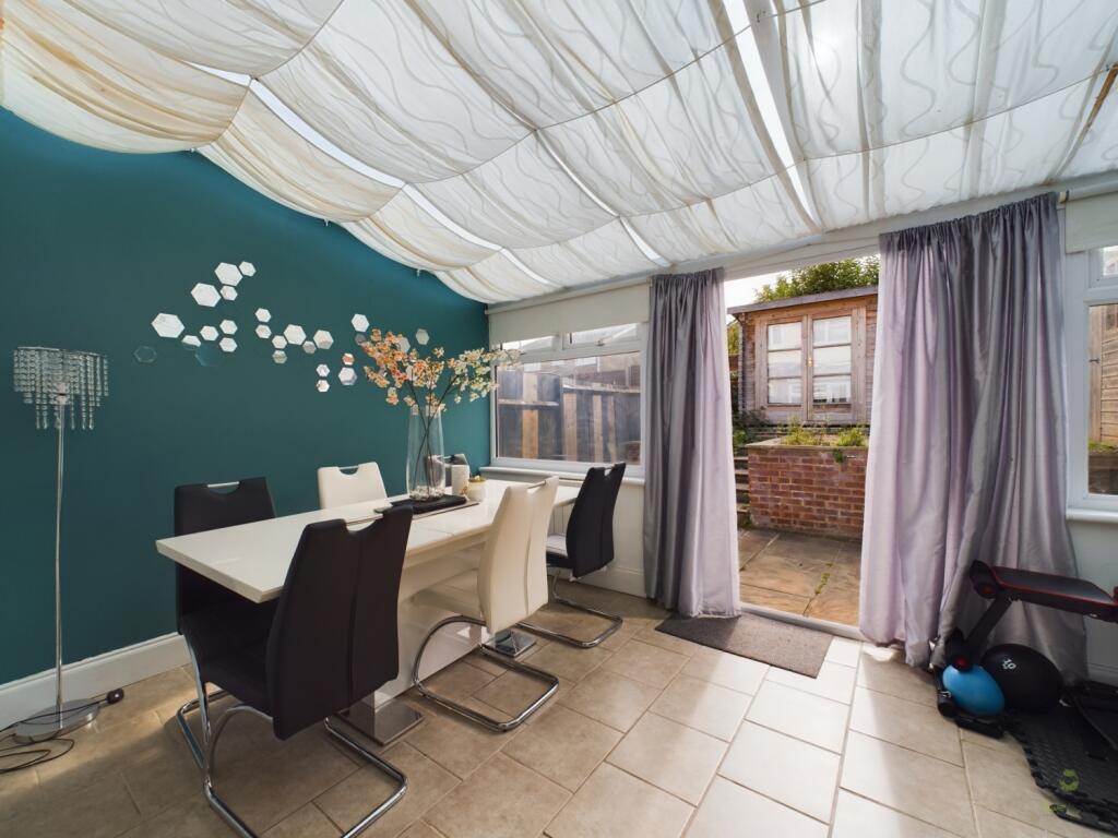 3 bedroom semidetached house for sale in 199 Riverdale Road, Erith, DA8