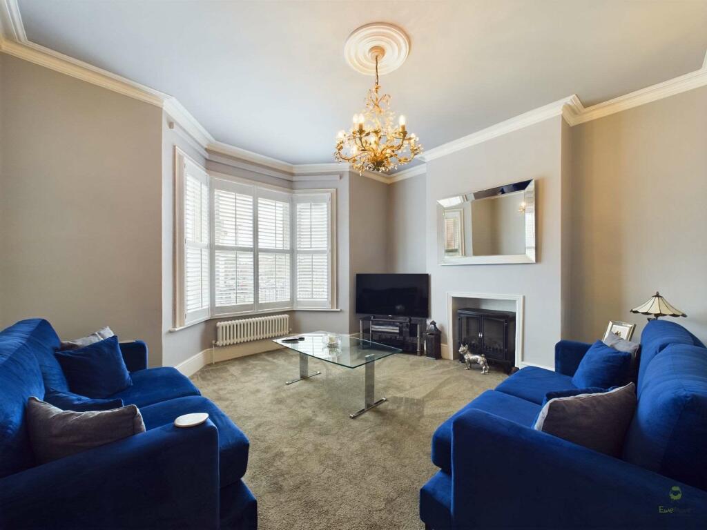 Additional property image - Upton Road, Bexleyheath DA6 8LQ