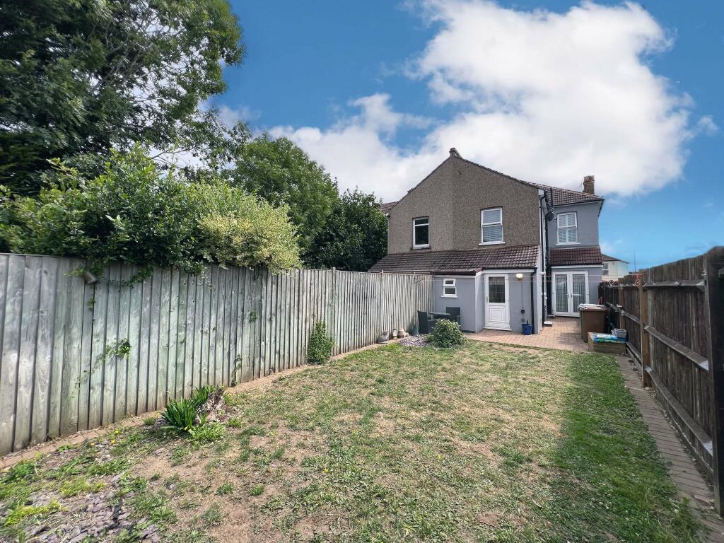 Additional property image - Upton Road, Bexleyheath DA6 8LQ