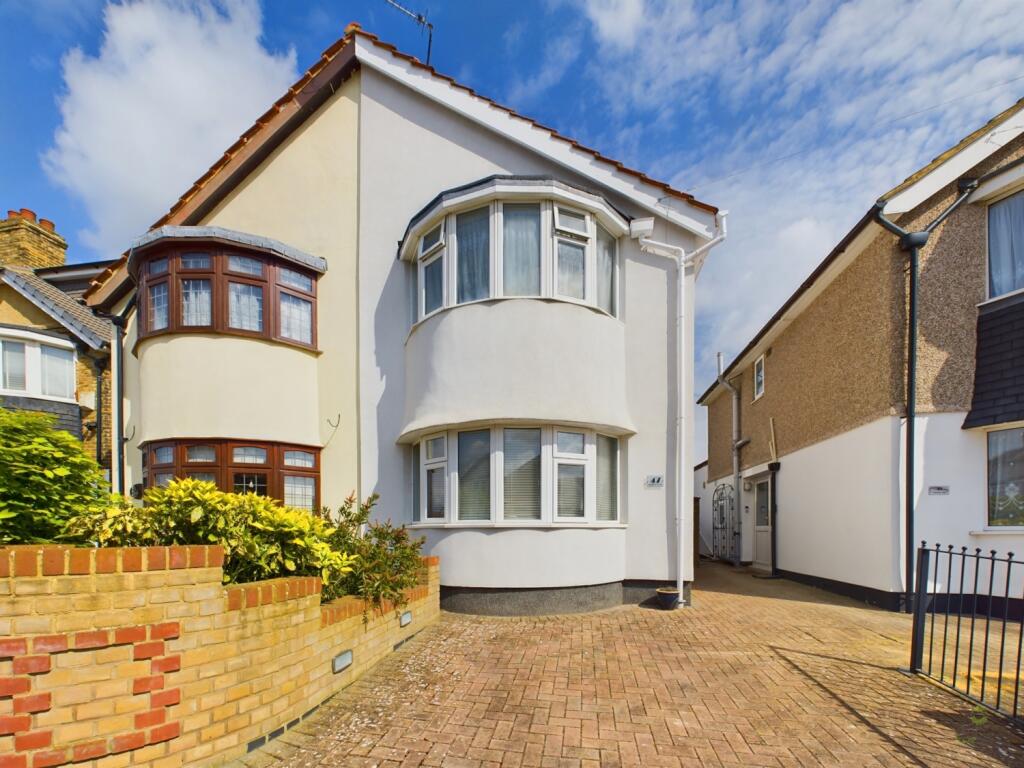 2 bedroom semidetached house for sale in 47 Swanley Road, Welling, DA16