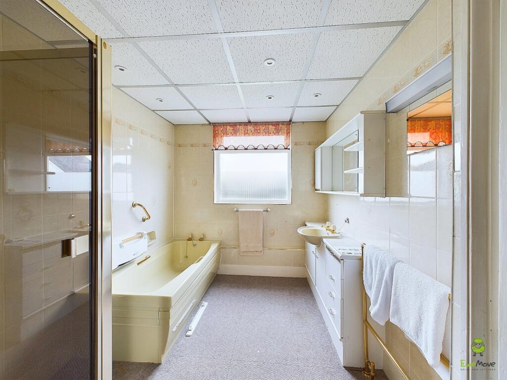 Additional property image - Upton Road, Bexleyheath, Kent, DA6