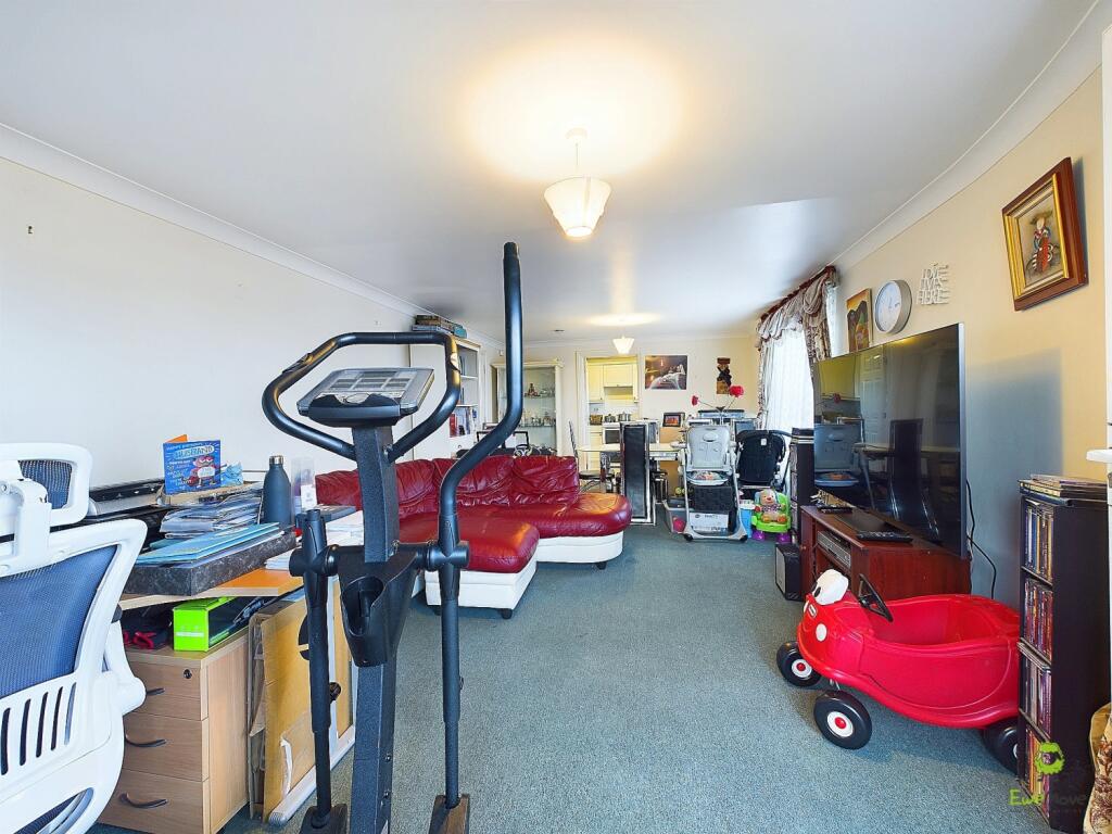 Additional property image - Wharfside Close, Erith, Kent, DA8