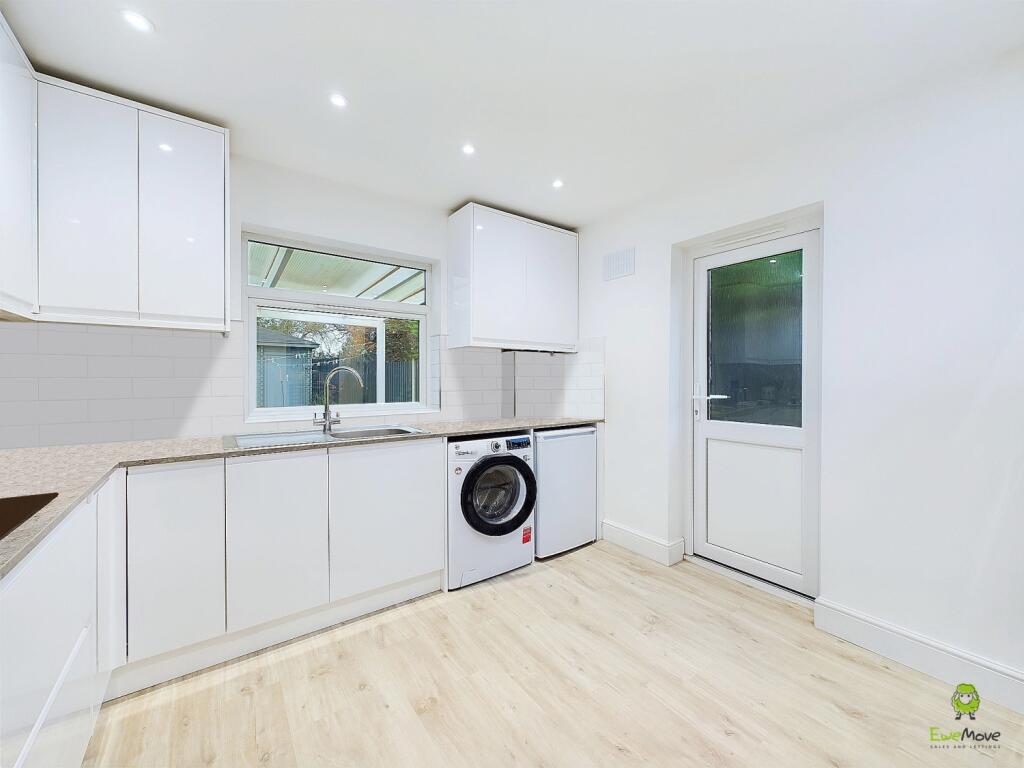 Additional property image - Long Lane, Bexleyheath, Kent, DA7