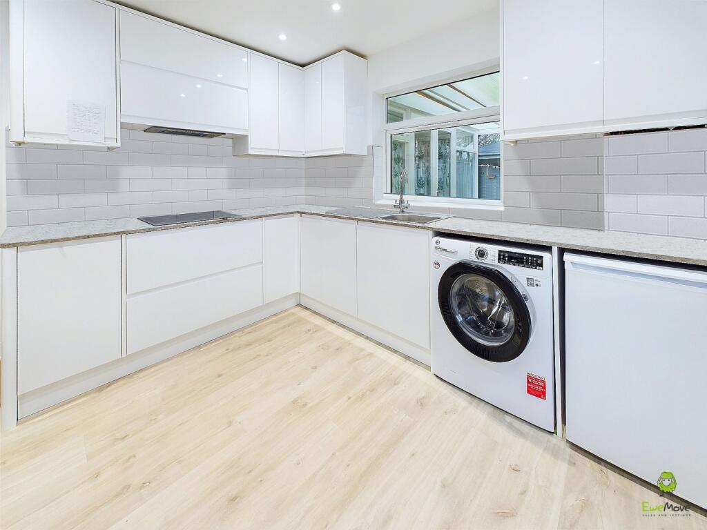 Additional property image - Long Lane, Bexleyheath, Kent, DA7