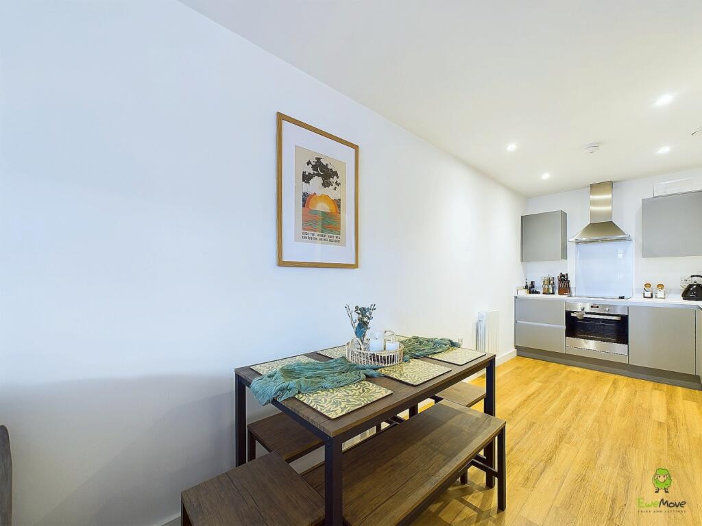 Additional property image - Apartment 2 21A Wrotham Road, Welling