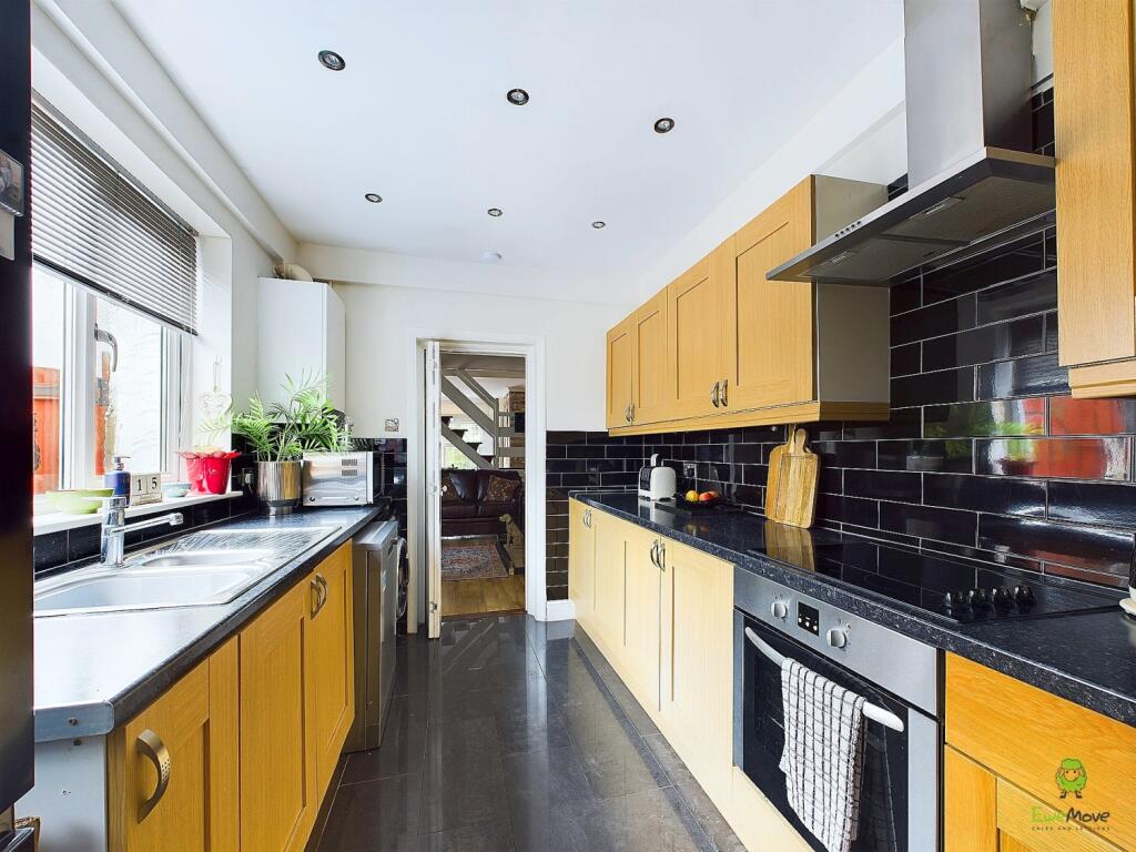 Additional property image - Long Lane, Bexleyheath, Kent, DA7