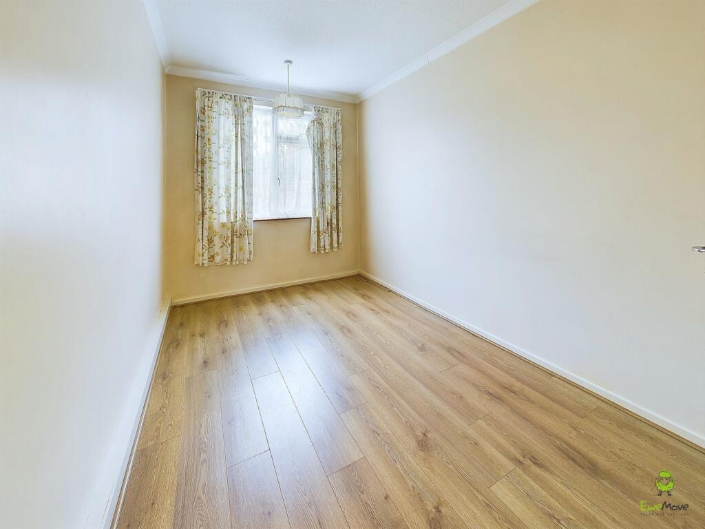 Additional property image - Oakhouse Road, Bexleyheath, Kent, DA6