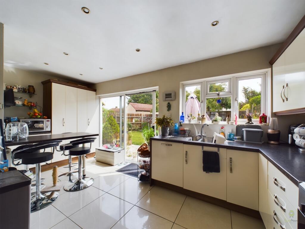 Additional property image - 43 BURNHAM CRESCENT, Dartford