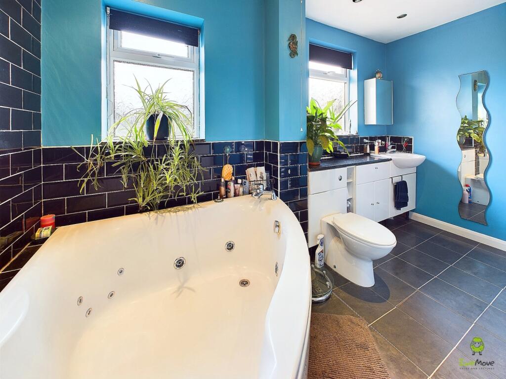 Additional property image - 43 BURNHAM CRESCENT, Dartford