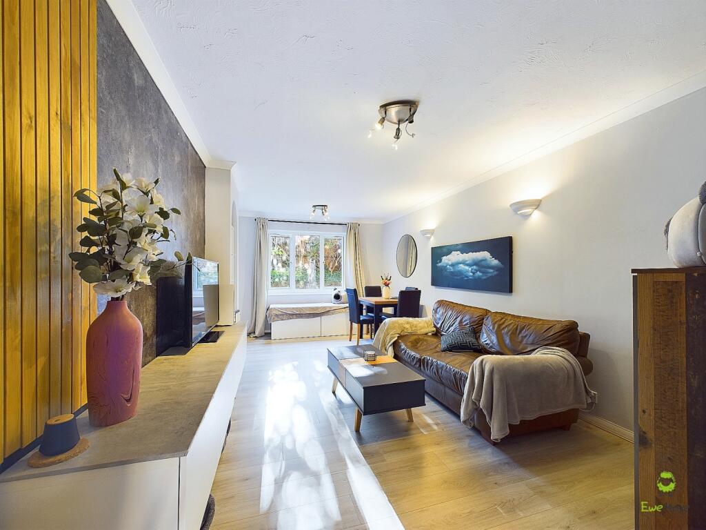 Additional property image - Belvedere Court, Laymarsh Close, Belvedere, Kent, DA17