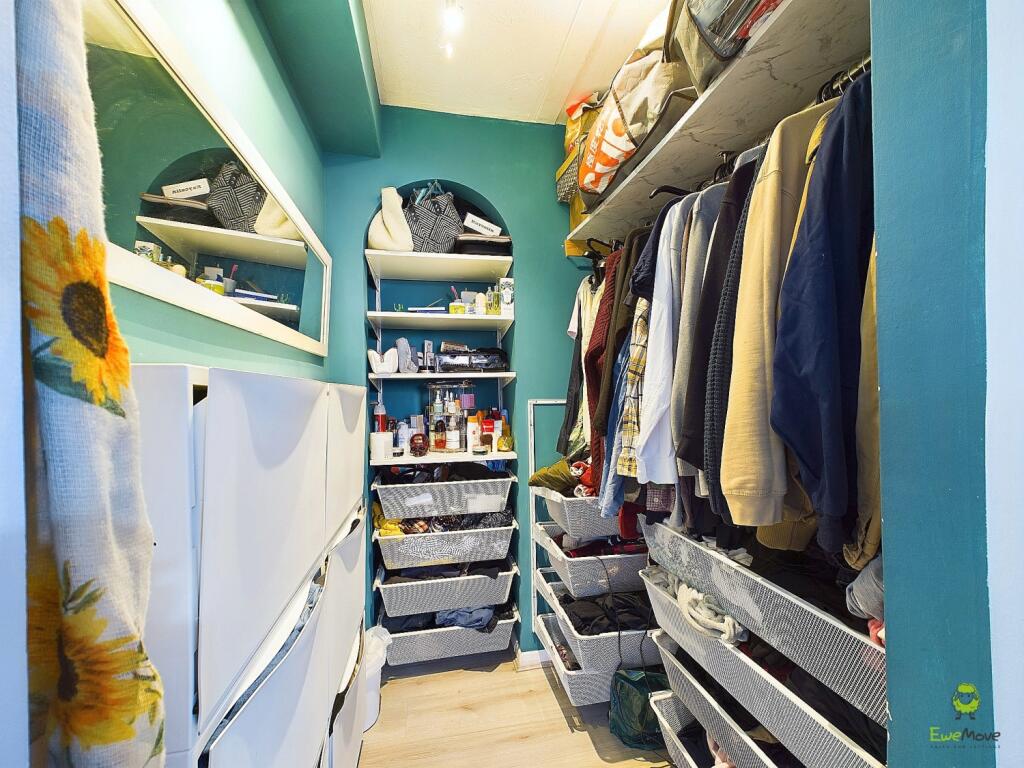 Additional property image - Belvedere Court, Laymarsh Close, Belvedere, Kent, DA17