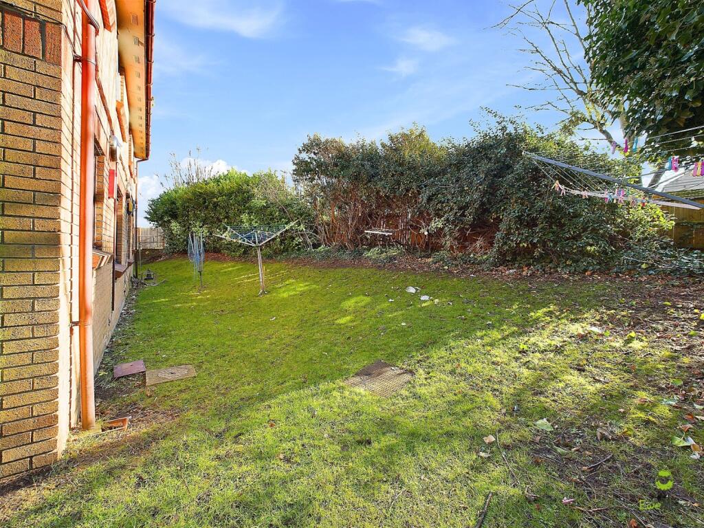 Additional property image - Belvedere Court, Laymarsh Close, Belvedere, Kent, DA17