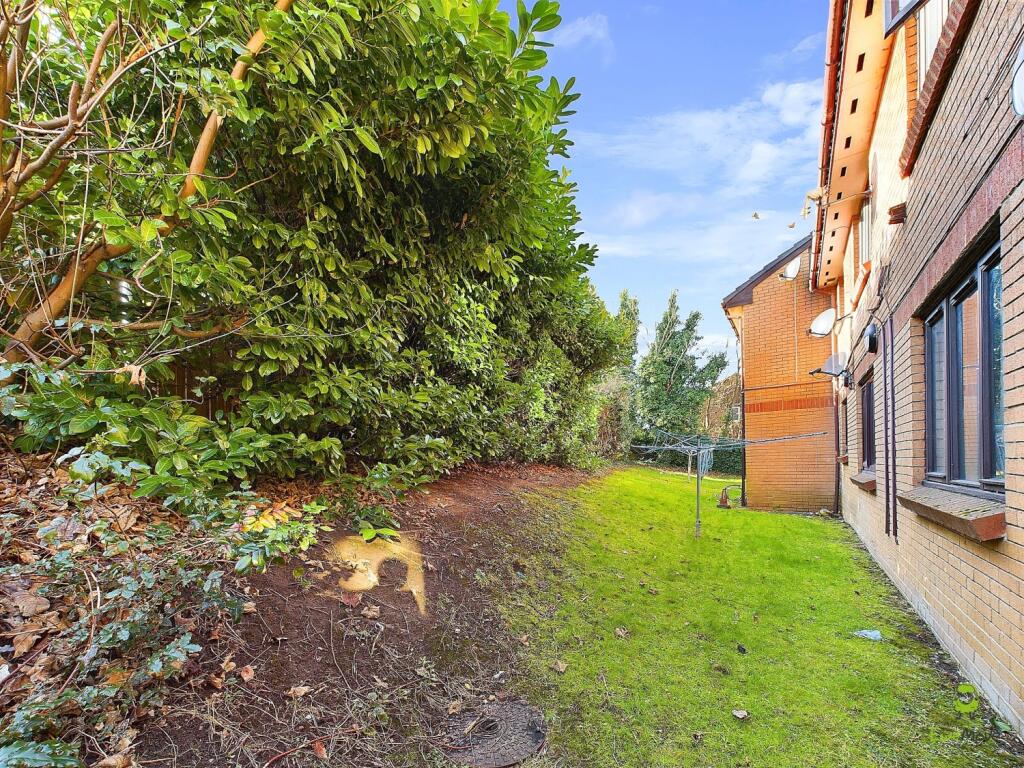 Additional property image - Belvedere Court, Laymarsh Close, Belvedere, Kent, DA17