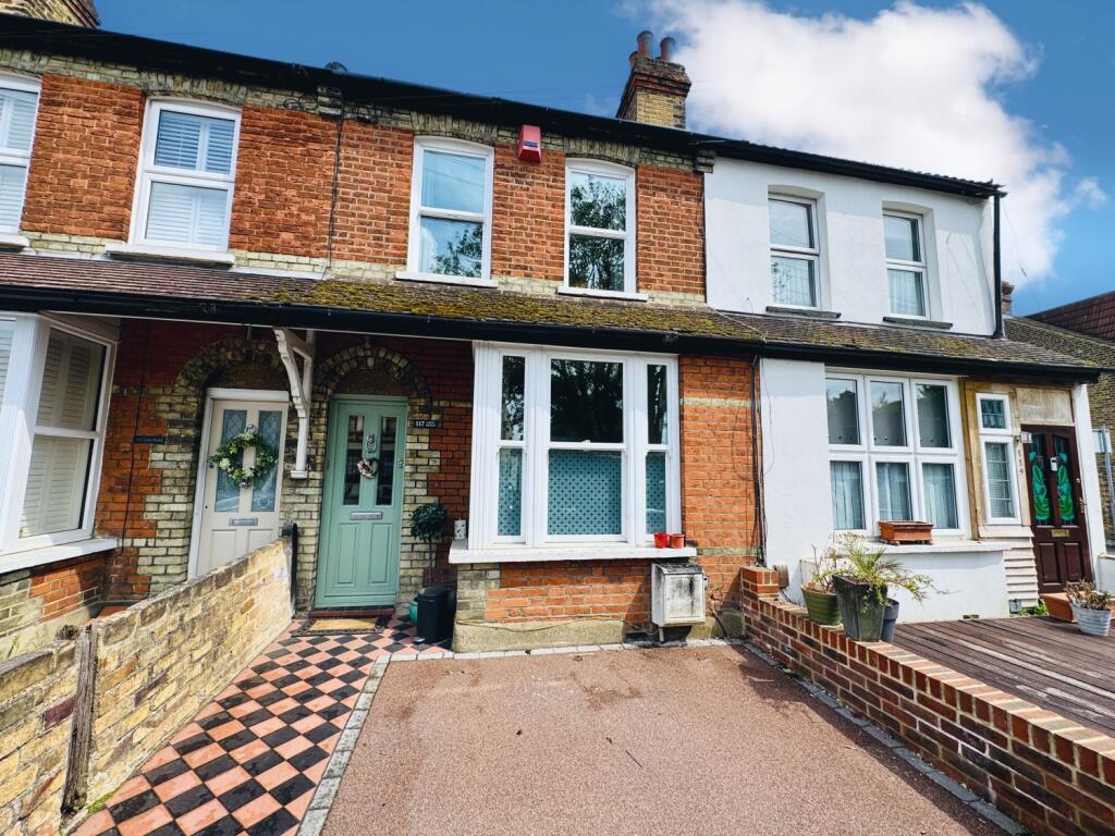 Main image of property: LION ROAD, BEXLEYHEATH, DA6