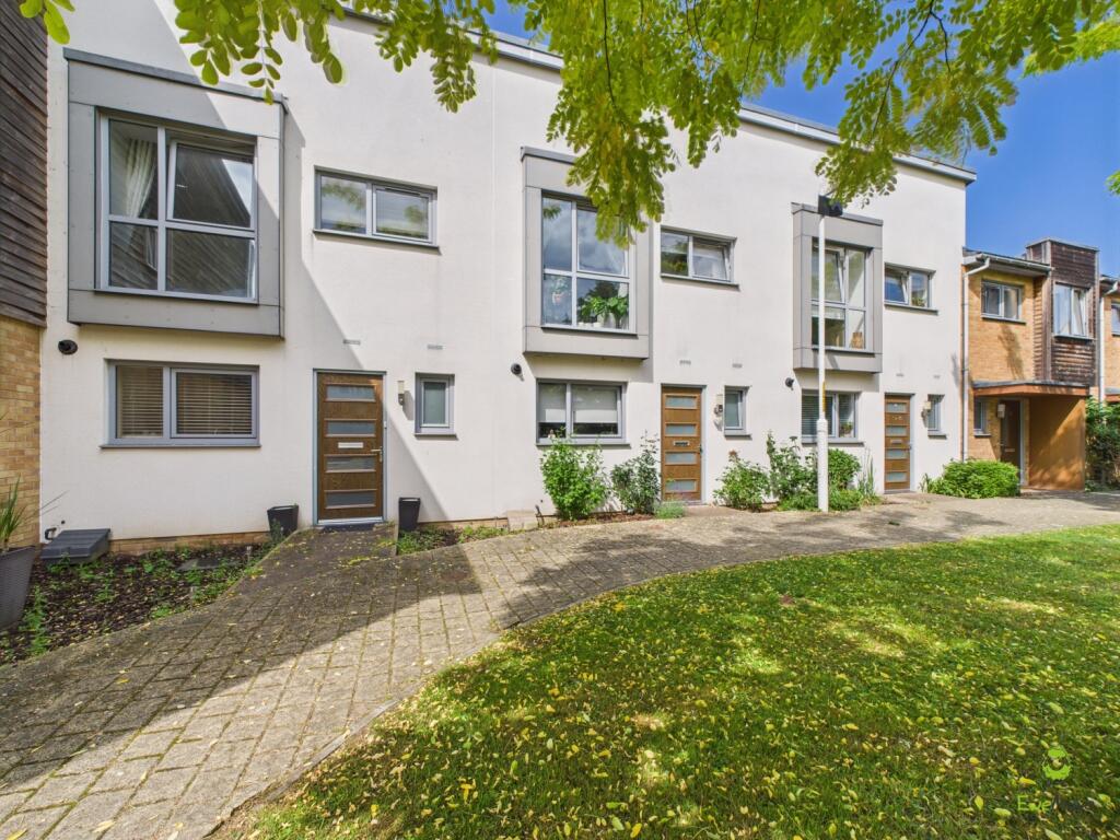 2 bedroom terraced house