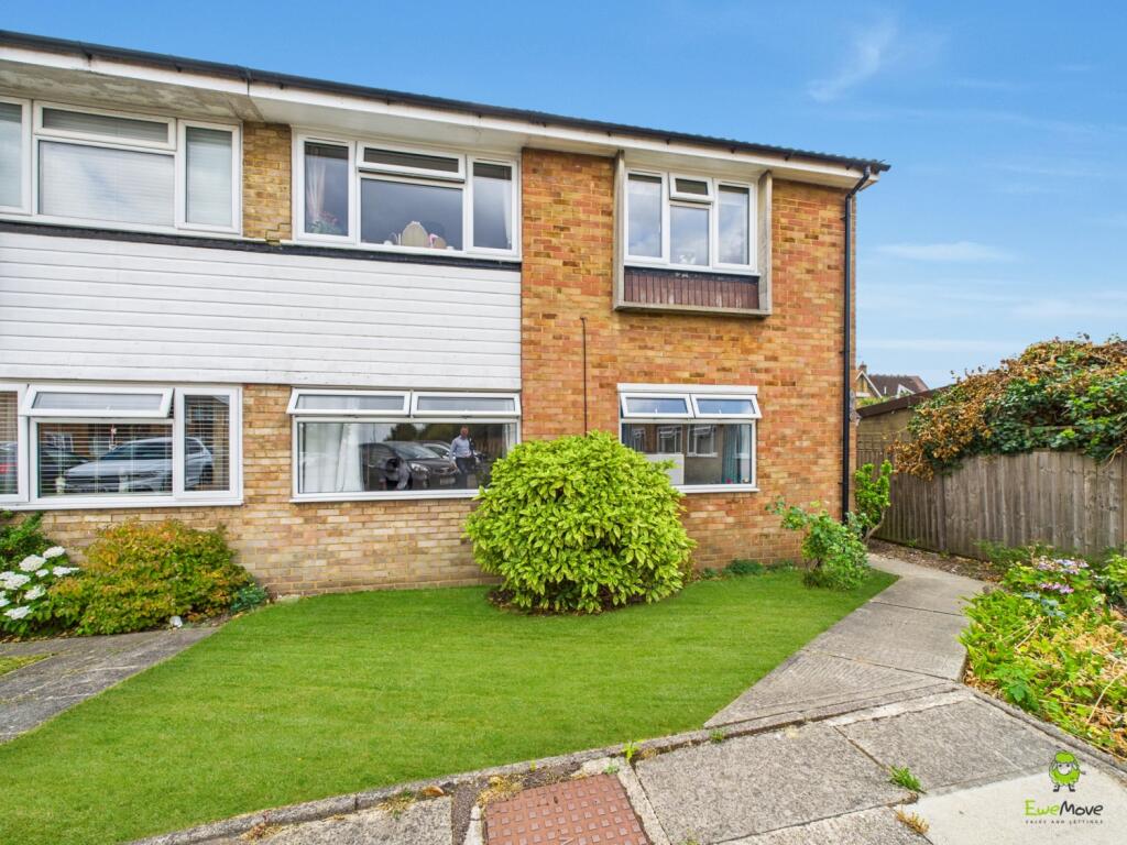 Main image of property: Mossdown Close, Belvedere, Kent, DA17