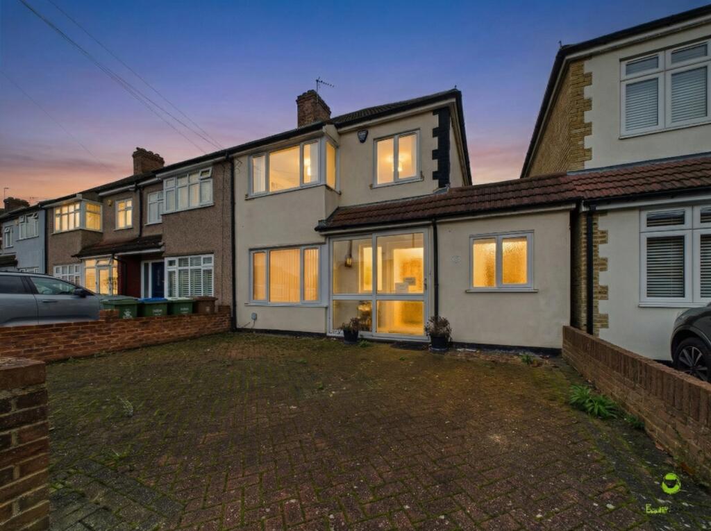Main image of property: Dunwich Road, Bexleyheath, Kent, DA7