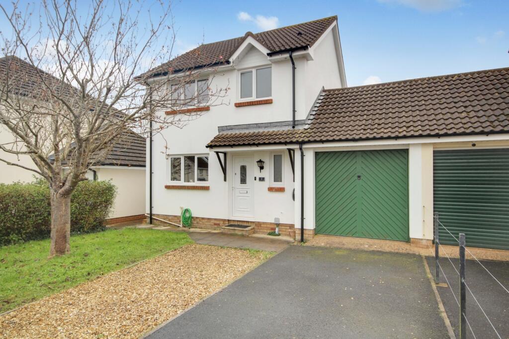 3 bedroom detached house for sale in Rooks Close, Roundswell, Barnstaple, Devon, EX31