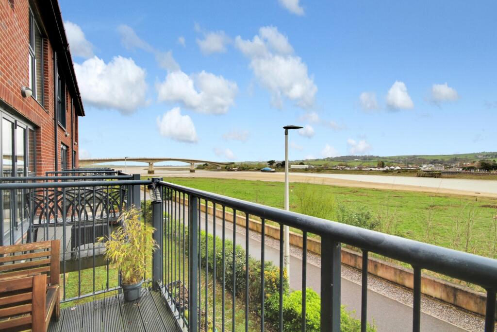 3 bedroom terraced house for sale in Taw Wharf, Sticklepath, Barnstaple