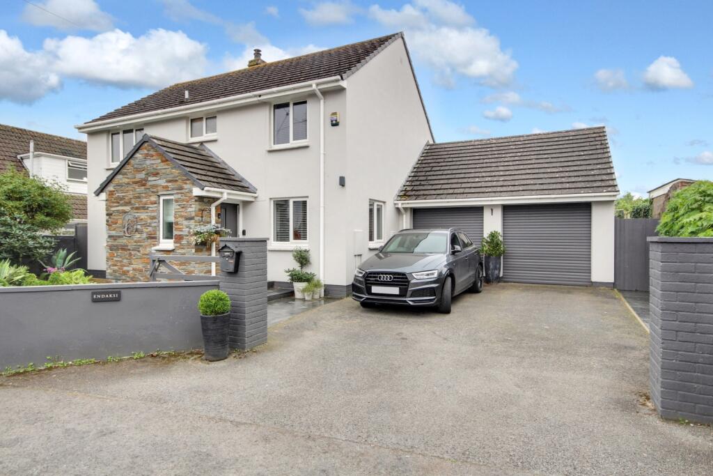 4 bedroom detached house for sale in Bickington, Barnstaple, Devon, EX31